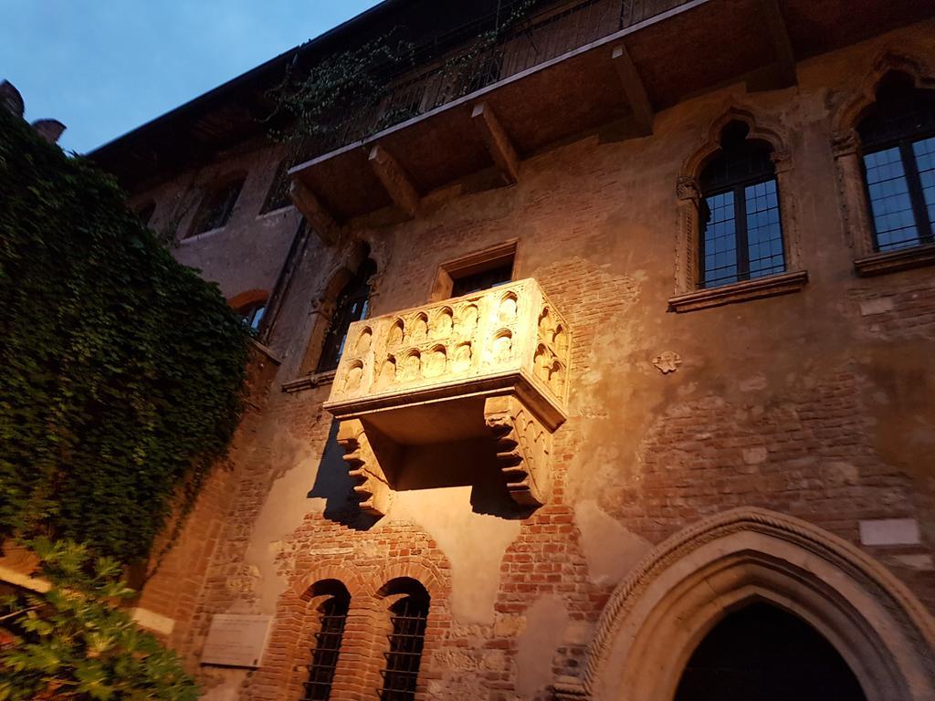 Mi Casa Es Tambien Tu Casa Vips Hotel Verona Exterior photo